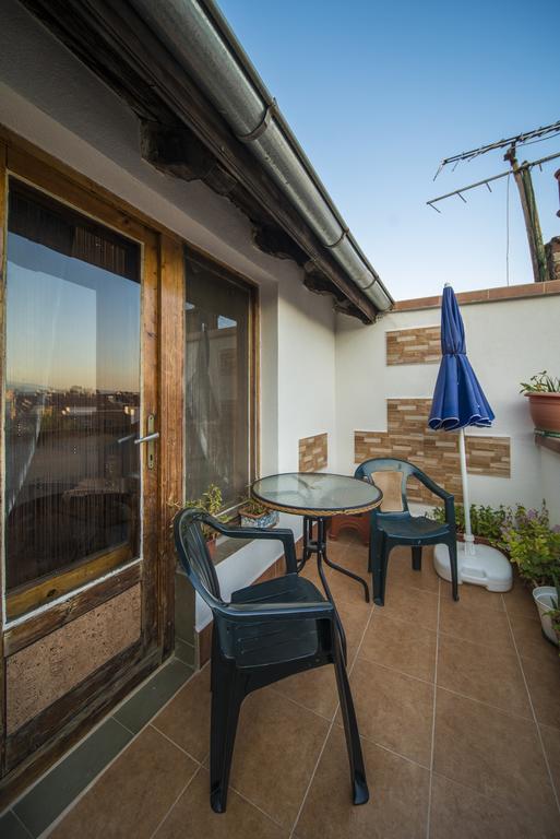 Sunny Apartment Sofya Dış mekan fotoğraf