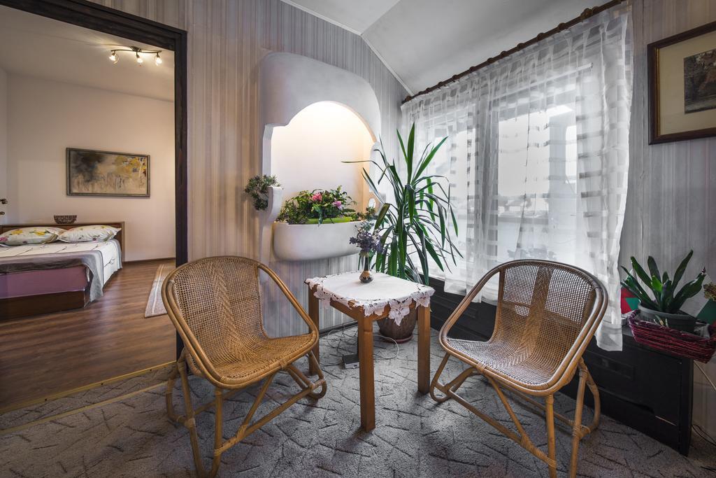 Sunny Apartment Sofya Dış mekan fotoğraf